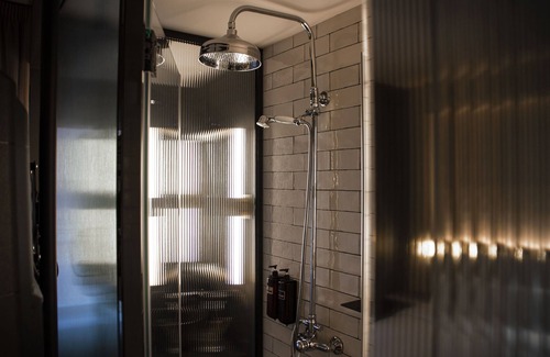 Palacio Hotel | LETOH LETOH Gran Vía