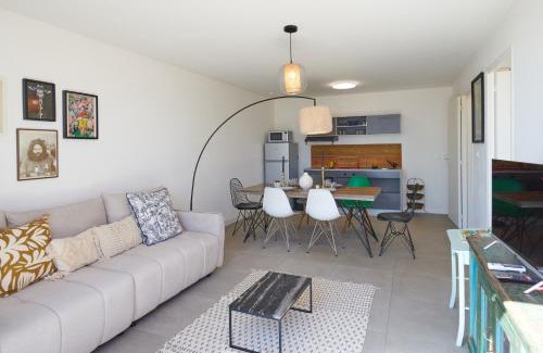 Le Portail Apartment | Leu Frangipanier
