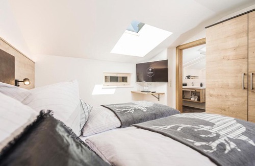 Burgstall Apartment | Leuhaus