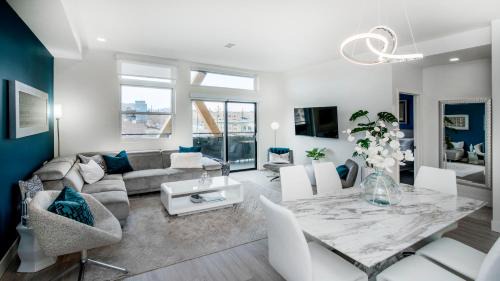 Highland House | Level-Up Elegance | Espadin LoHi