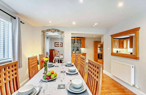 Backbarrow House | Levens Retreat - Three Bedroom House, Sleeps 6
