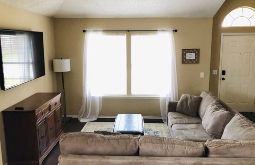 Lewisville House | Lewisville -Home Away From Home - Pool/Spa Retreat