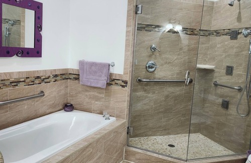 Tropical Cove Condo | Lexington CC, 1st Flr, 2-BR, 2-BA w/den condo - Golf Village