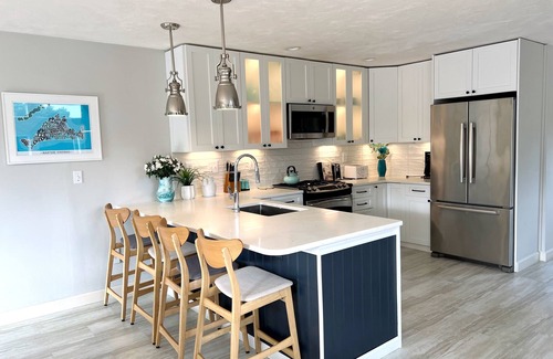 Katama House | LG Home, 18x40 Pool,Walk to Beach 7/5-7/12 Ferry Tixs, 8/23-8/30 Ferry Tixs