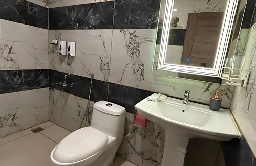 Kalyan Nagar Hotel | LG Signature Suites Kalyan Nagar