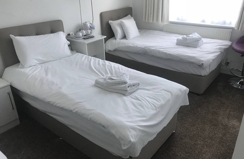 Loughborough Hotel | LG Thai Derm Spa & Guesthouse