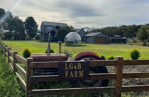 Fish Creek House | LGB Farm - Family Friendly Holiday House - Close to Wilson Prom National Park