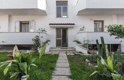 Mondragone Apartment | Liammare