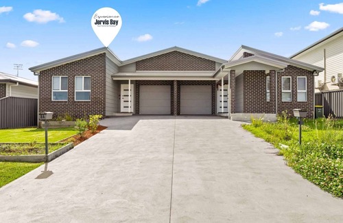 Sanctuary Point House | Libbity's at The Point by Experience Jervis Bay