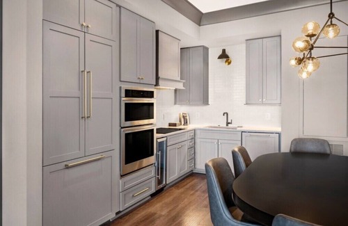 Ansonborough Condo | Liberty Place Charleston, a Hilton Club - 2 Bedroom Plus
