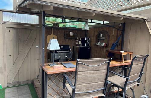 Capitola House | Library by the Sea - 2BR home in beautiful Capitola