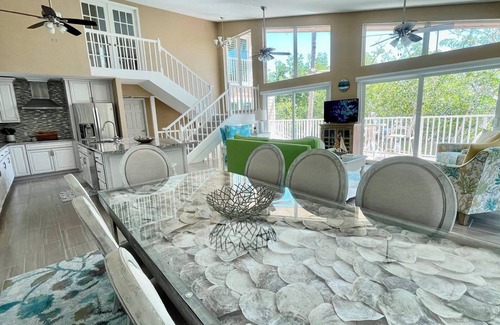 Sanibel Isles Condo | License to Chill! Bring Your Boat, SUP or Kayak to