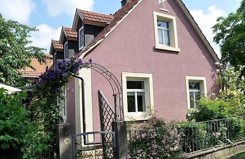 Simmershofen Apartment | Liebevoll eingerichtete Wohnung auf familiengeführten Ferienbauernhof
