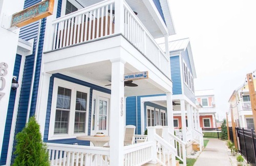 Celina House | Life is Grand: 3 bed/2.5 bath Lakeside Cottage w/Hot Tub!