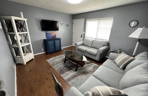 Garden City Condo | "Life's a Beach" 1 block from beach, pier and inlet boardwalk.