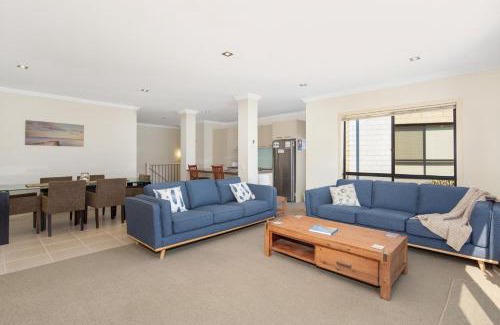 Cowes House | Life's A Beach Cowes