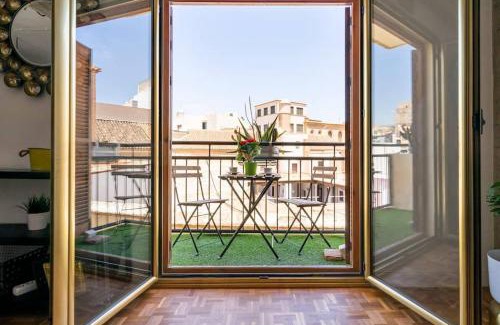 Almeria Centro Apartment | LifeHouse Cathedral * Free Parking* SuperiorWiFi*