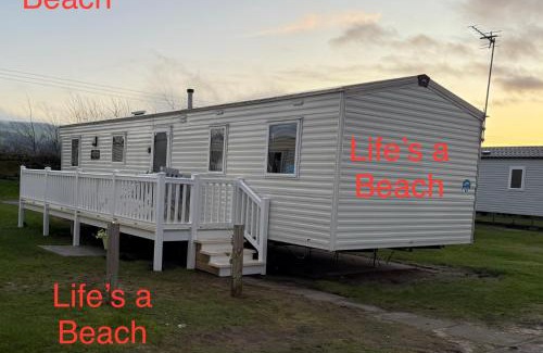 Prestatyn House | Lifes a Beach on Presthaven Sands
