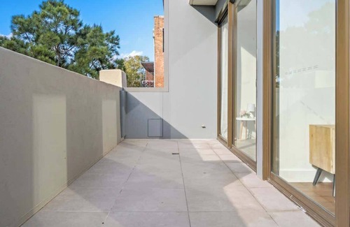 Newcastle Apartment | Lifestyle Location - WIFI Included