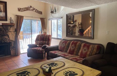 Red River Apartment | Lifts West 208 With Wifi