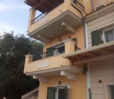 Agioi Deka House | Ligeris house 2