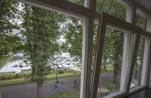 Nieuw-West Apartment | Light 45m2 quit, new, entire top floor apartment.