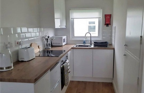 Great Yarmouth Ski Chalet | Light & Airy Chalet - 5 min to beach - short drive to Broads & Great Yarmouth