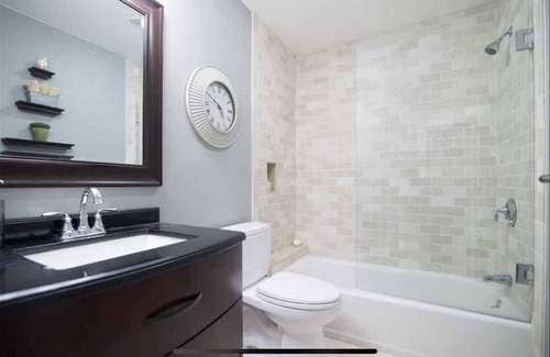 Warren House | Light and Bright set in Historic Warren