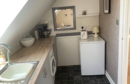 Totland Bay Apartment | Light, Bright and Airy Apartment in Totland, Close to The Needles