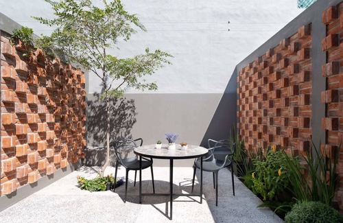 Ajijic Apartment | LIGHT FILLED MODERN APARTMENT WITH PRIVATE GARDEN