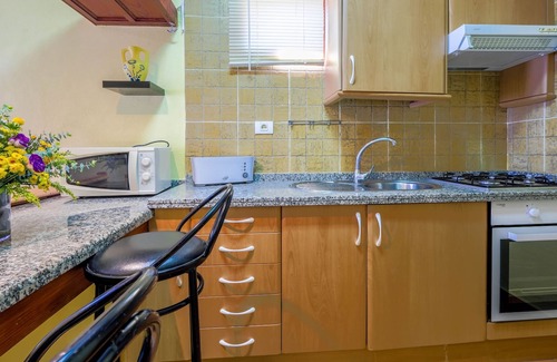 Icod de los Vinos Apartment | Light-flooded Holiday Apartment Granito with Mountain View, Sea View