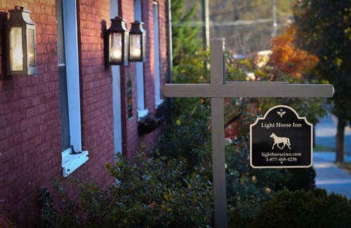 Bolivar Bed & Breakfast | Light Horse Inn: Suite 6