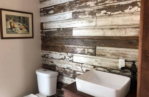 Bolivar Bed & Breakfast | Light Horse Inn: Suite 7