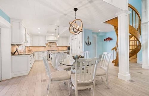 Palm City House | Light House Point Canal Front Pool Home with Dock and Ice Machine