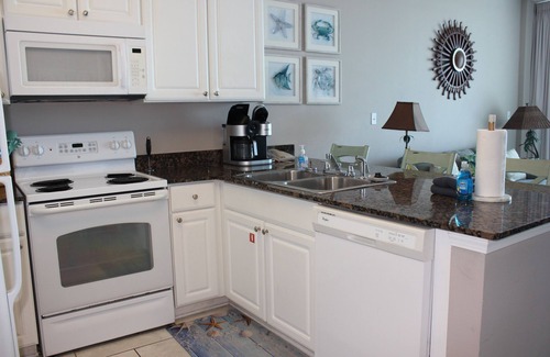 Gulf Shores Condo | Lighthouse 603, Aqua Vista - Beautiful Beachfront Gulf Shores Condo.