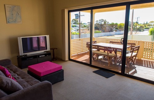 Port Hughes House | Lighthouse "A" - Holiday House