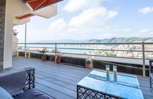 Faro de Cullera Apartment | "LIGHTHOUSE" Great views. Fantastic terrace. Pool. WIFI.