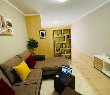 Bloemfontein Apartment | Lighthouse Inn