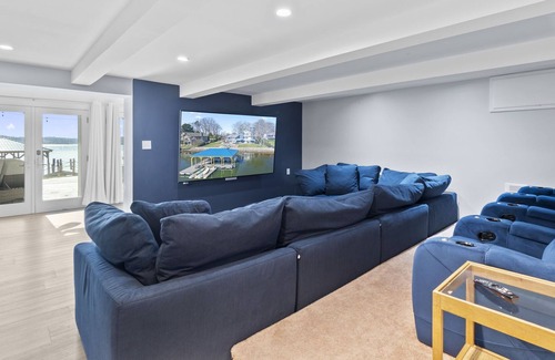 Troutman House | LightHouse Livin! Beautiful waterfront property, ideal for up to 16 w hot tub