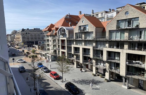 Nieuwpoort Apartment | Lighthouse View in Nieuwpoort