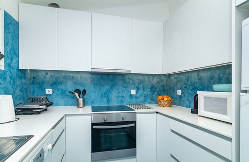 Prainha Apartment | Liiiving in Algarve Alvor Blue Villa
