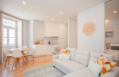 Centro / Baixa Apartment | Liiiving in Porto - Aliados Stone Apartment