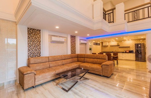 Central Pattaya Villa | Like Family-Friendly