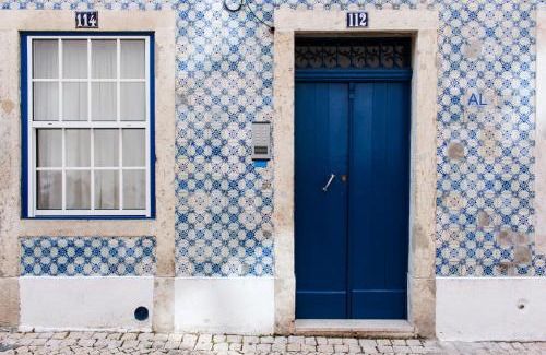 Santos Apartment | Like Home by Madrabica