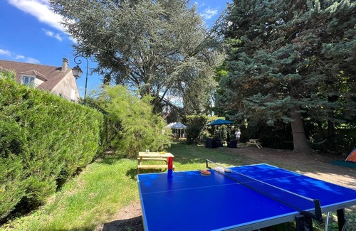 Villiers-le-Bel Ski Chalet | LIKEHOME - Garden with chalet near PARIS