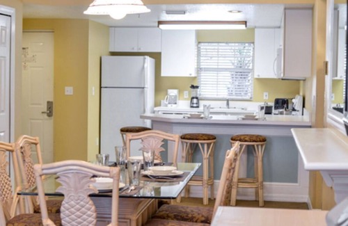 West Kissimmee Resort | Liki Tiki Village 2 Bedroom 2 Bathroom