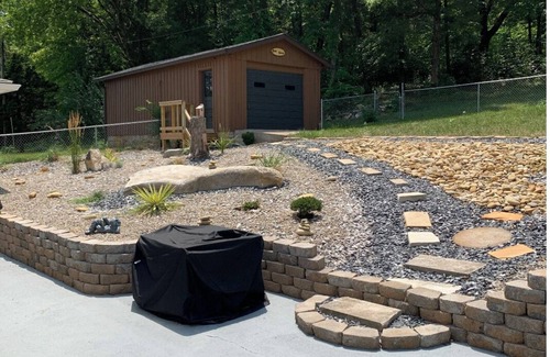 Bowling Green House | Lil' Rock - close to Beech Bend