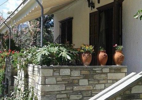 Volos House | Lila House
