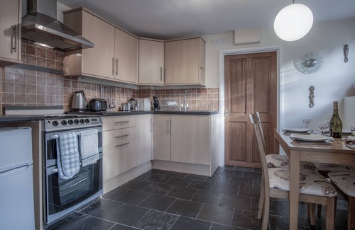 Amroth Cottage | Lilac Cottage - 1 Bed Cottage - Amroth