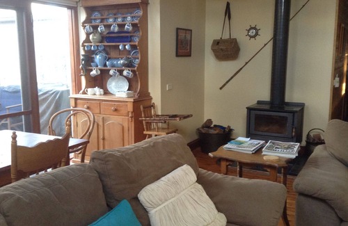 Barwon Heads Cottage | Lill Brey on Barwon Cottage